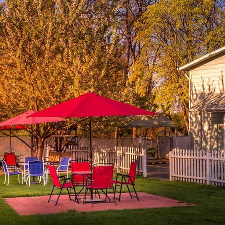 Maple Leaf Motel Shady Cove Εξωτερικό φωτογραφία